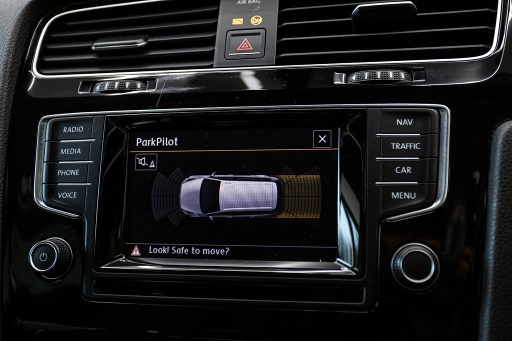 Used Volkswagen Golf 2014 for sale - 76848282: Photo 50