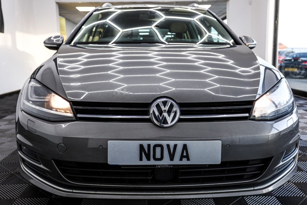 Used Volkswagen Golf 2014 for sale - 76848282: Photo 8