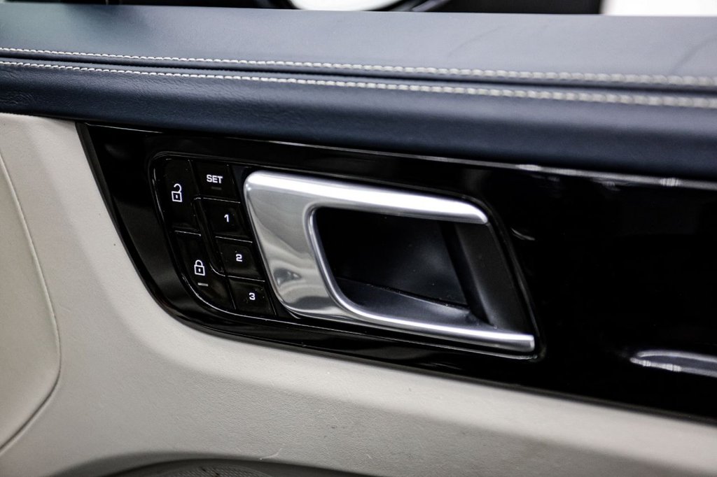 Used Porsche Cayenne 2019 for sale - 76923723: Photo 33