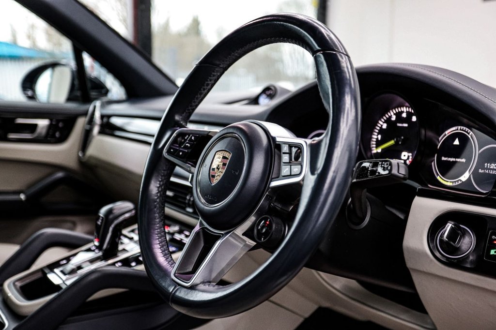 Used Porsche Cayenne 2019 for sale - 76923723: Photo 35
