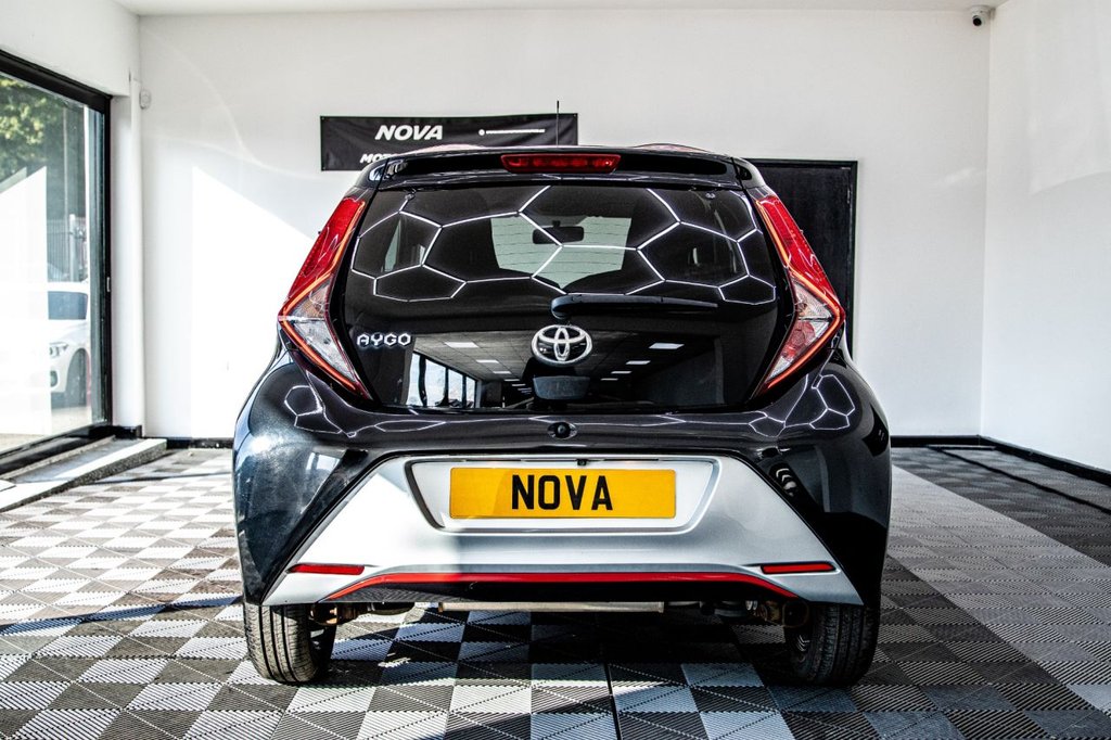 Used Toyota AYGO 2018 for sale - 76081059: Photo 11