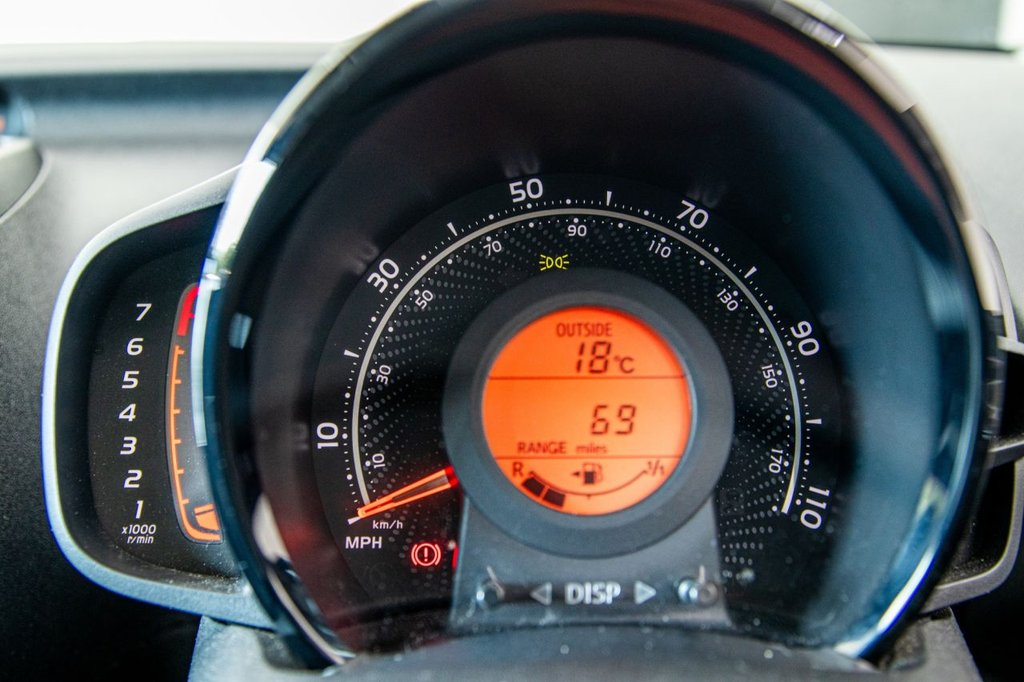 Used Toyota AYGO 2018 for sale - 76081059: Photo 39