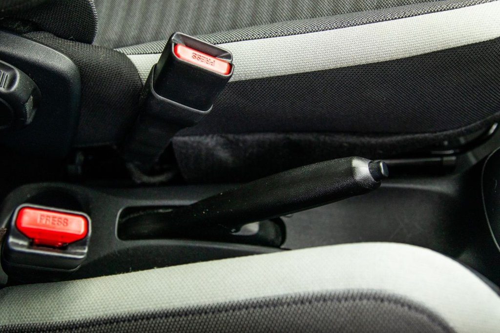 Used Toyota AYGO 2018 for sale - 76081059: Photo 49