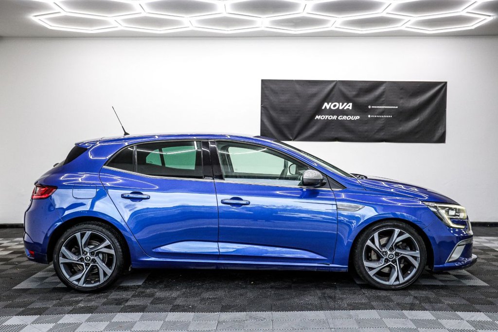 Used Renault Megane 2017 for sale - 76900626: Photo 5