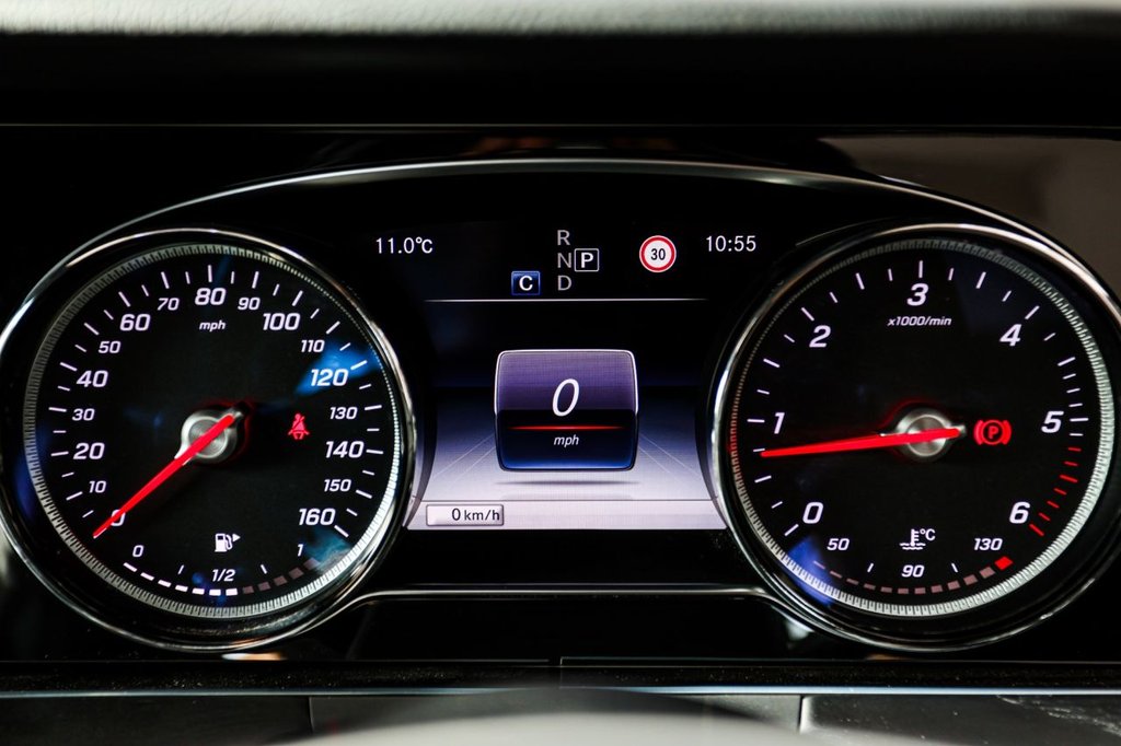 Used Mercedes-Benz E Class 2018 for sale - 76406914: Photo 45