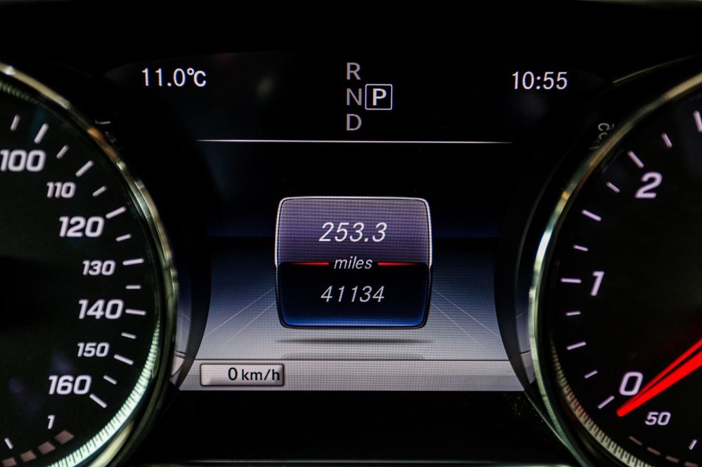 Used Mercedes-Benz E Class 2018 for sale - 76406914: Photo 46