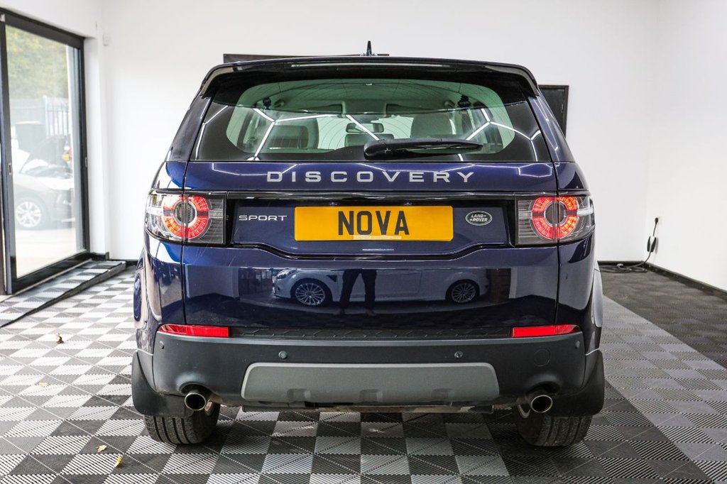 Used Land Rover Discovery Sport 2016 for sale - 76333703: Photo 11