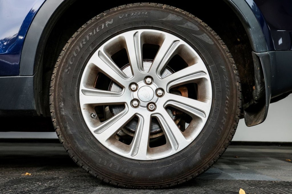 Used Land Rover Discovery Sport 2016 for sale - 76333703: Photo 17