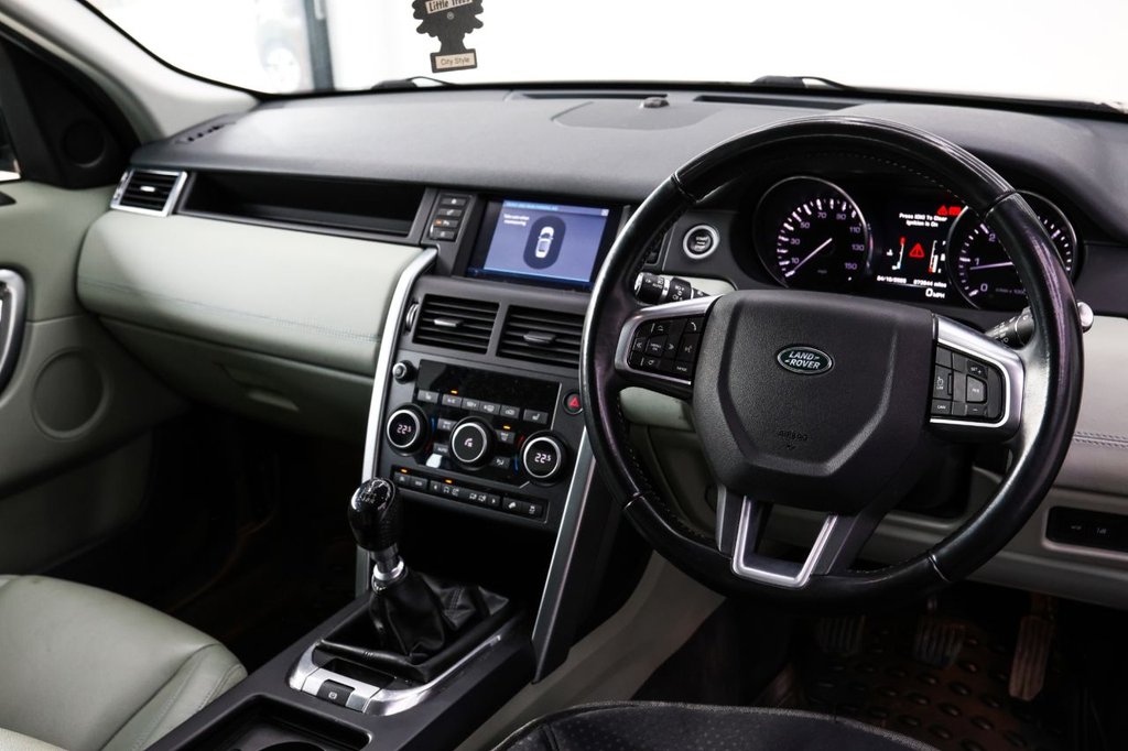 Used Land Rover Discovery Sport 2016 for sale - 76333703: Photo 26