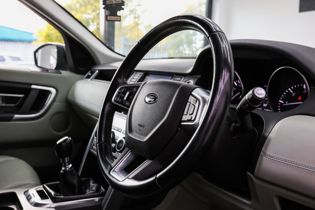 Used Land Rover Discovery Sport 2016 for sale - 76333703: Photo 34