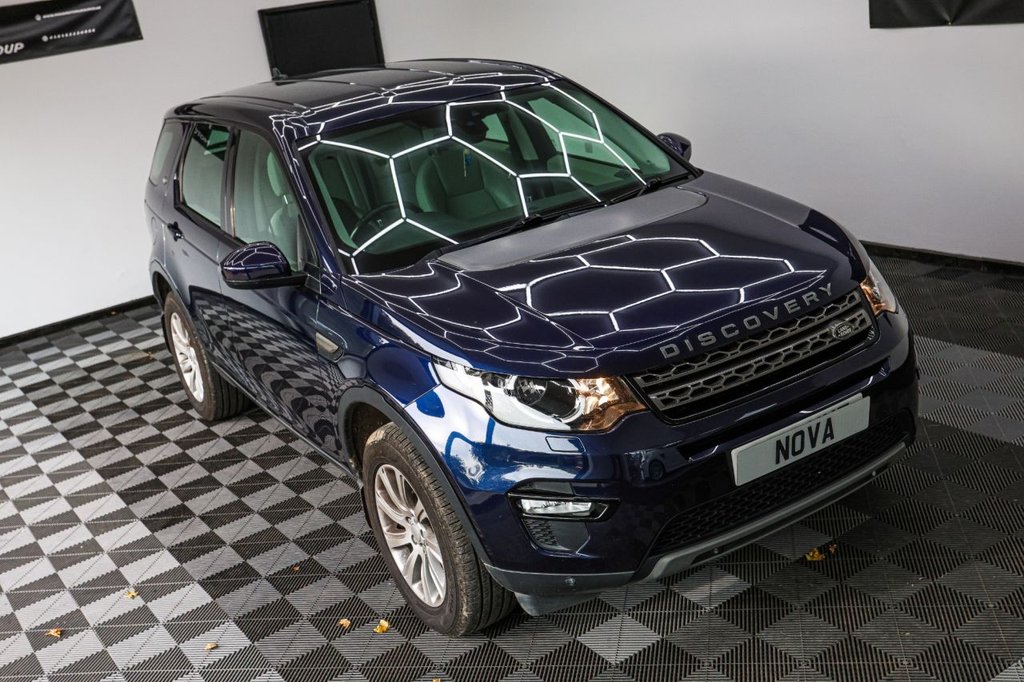 Used Land Rover Discovery Sport 2016 for sale - 76333703: Photo 4