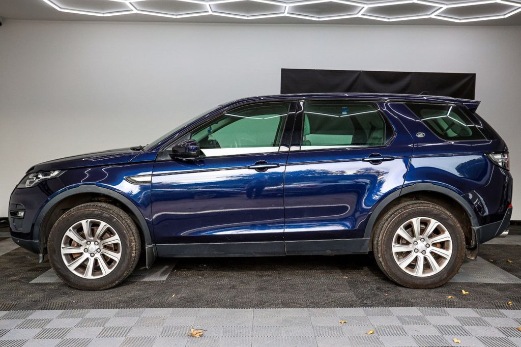 Used Land Rover Discovery Sport 2016 for sale - 76333703: Photo 6