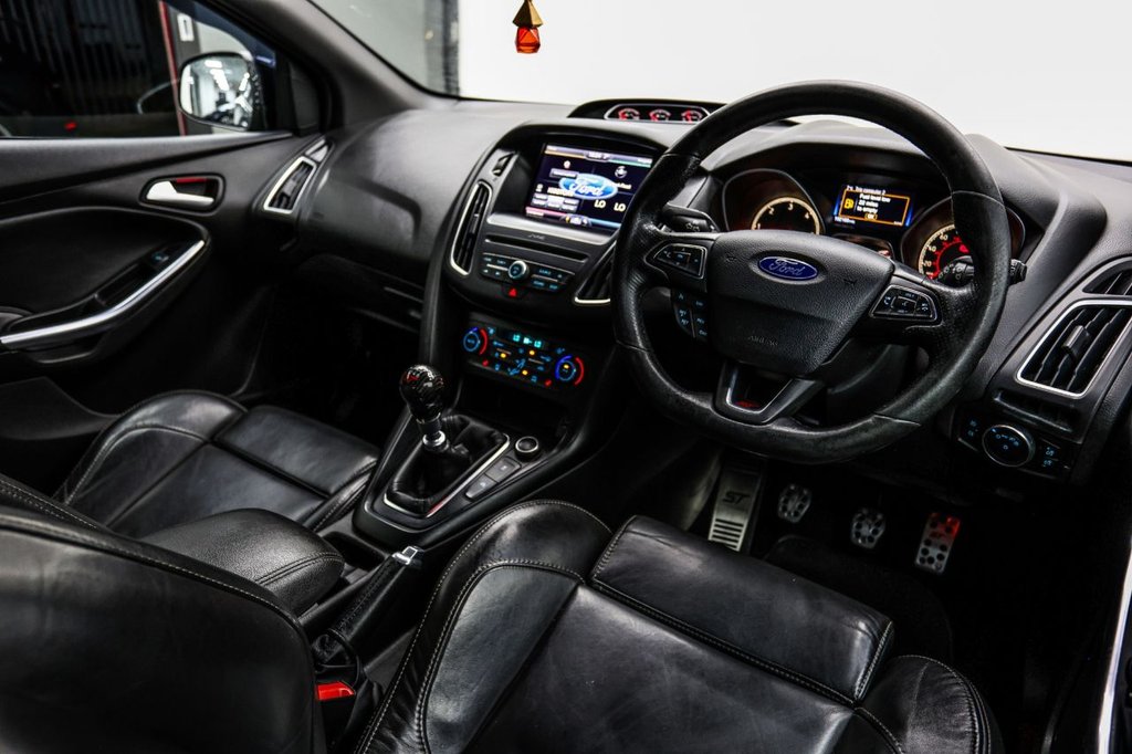 Used Ford Focus 2016 for sale - 76686202: Photo 26