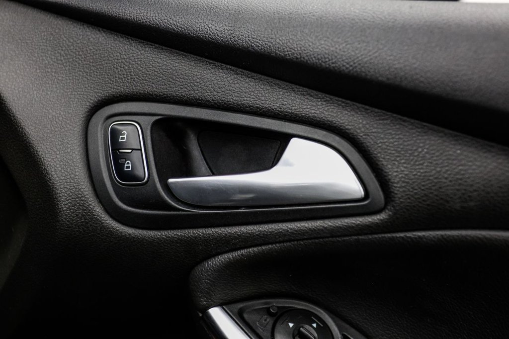 Used Ford Focus 2016 for sale - 76686202: Photo 31