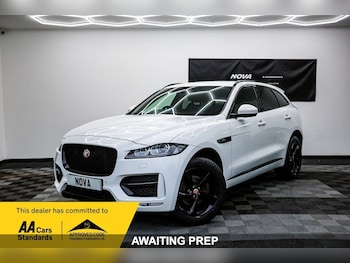 Used Jaguar F-Pace 2017 for sale - 77287674: Photo
