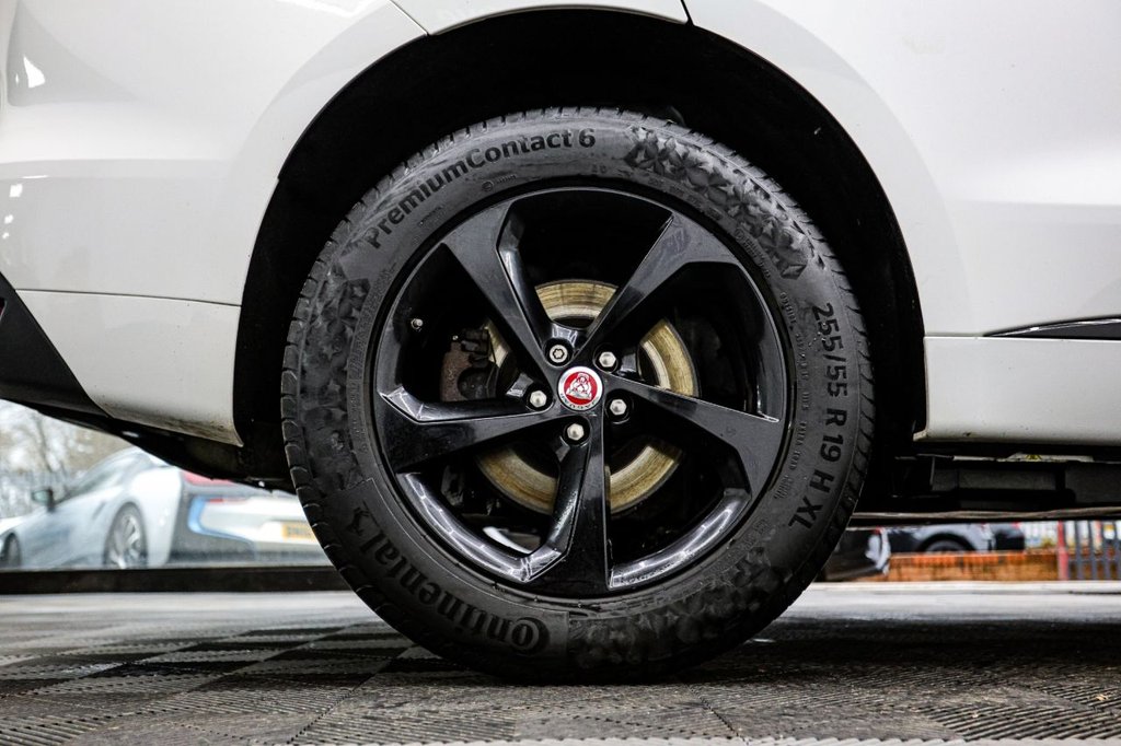 Used Jaguar F-Pace 2017 for sale - 77287674: Photo 23