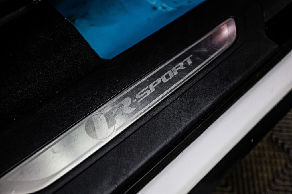 Used Jaguar F-Pace 2017 for sale - 77287674: Photo 32