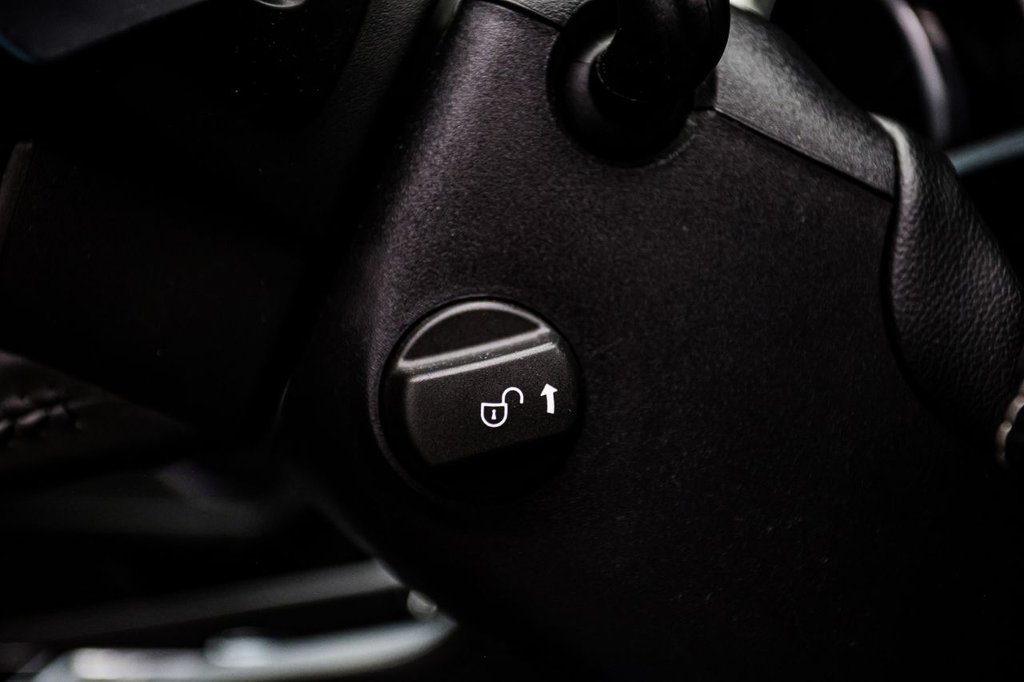 Used Jaguar F-Pace 2017 for sale - 77287674: Photo 34