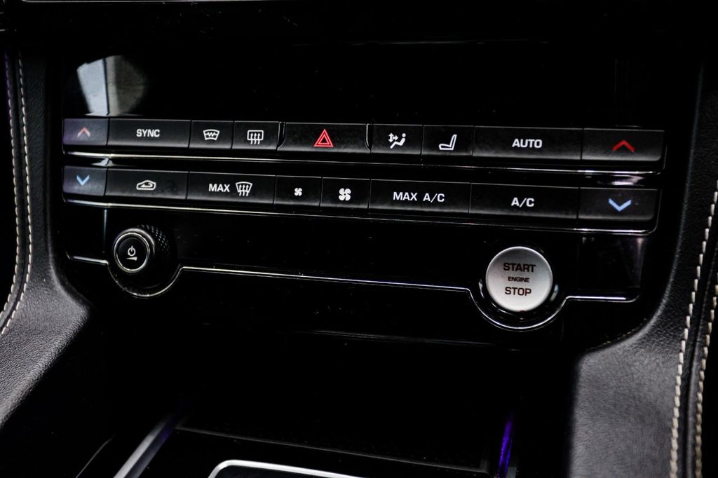 Used Jaguar F-Pace 2017 for sale - 77287674: Photo 44