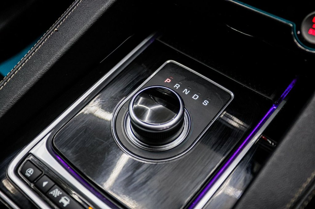 Used Jaguar F-Pace 2017 for sale - 77287674: Photo 46