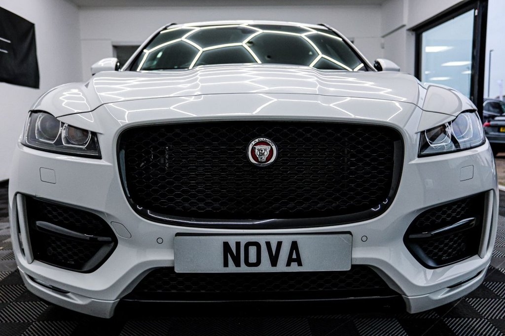 Used Jaguar F-Pace 2017 for sale - 77287674: Photo 8