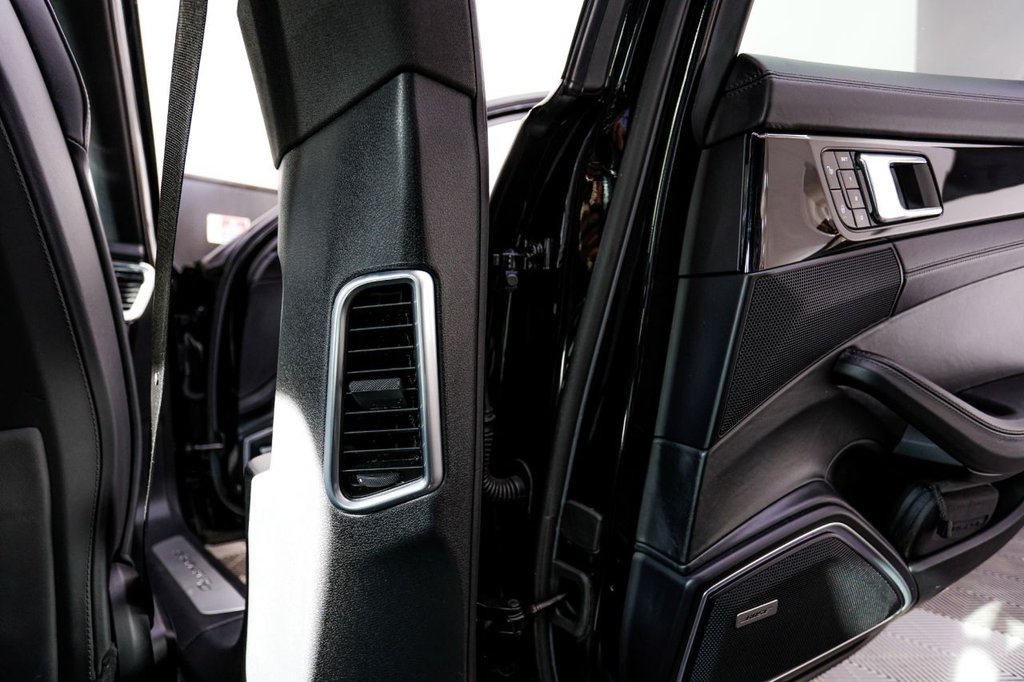 Used Porsche Panamera 2017 for sale - 78082327: Photo 29