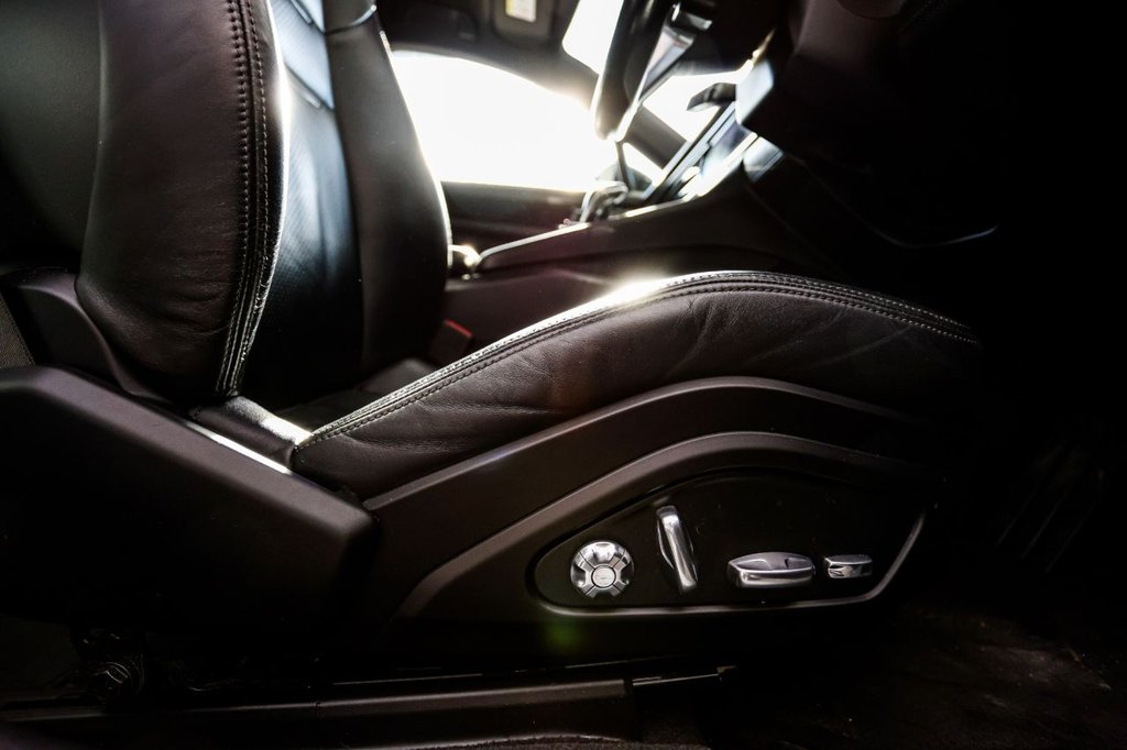 Used Porsche Panamera 2017 for sale - 78082327: Photo 37