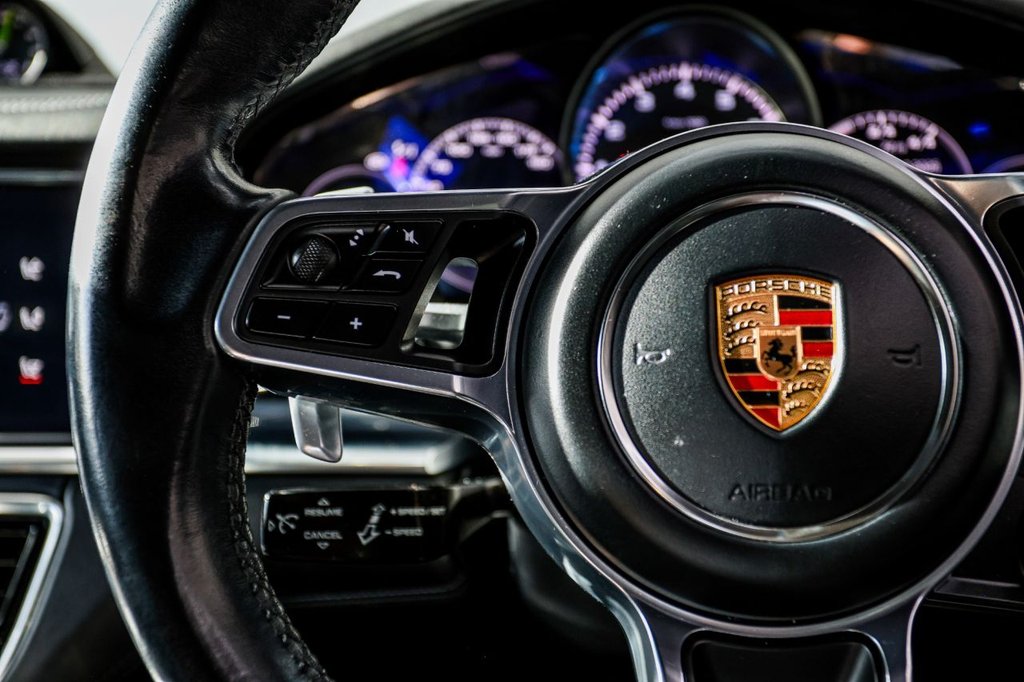Used Porsche Panamera 2017 for sale - 78082327: Photo 39