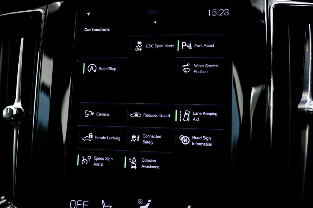 Used Volvo XC60 2021 for sale - 77302625: Photo 42