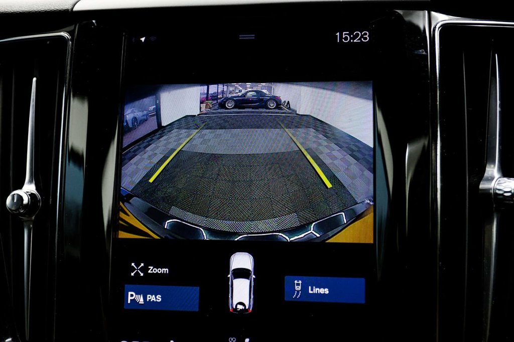 Used Volvo XC60 2021 for sale - 77302625: Photo 45