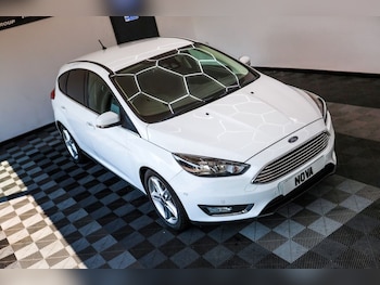 Used Ford Focus 2015 for sale - 79254370: Photo