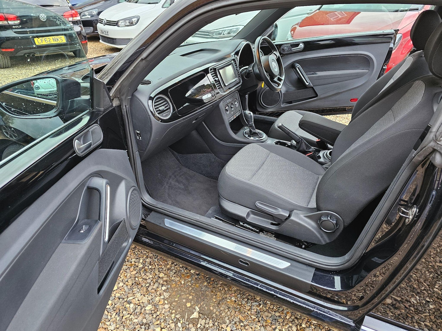 Used Volkswagen Beetle 2024 for sale - 76336694: Photo 46