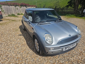 Used MINI Hatch 2002 for sale - 78636923: Photo