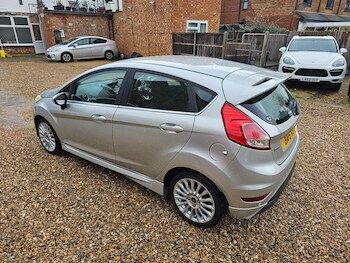 Used Ford Fiesta 2015 for sale - 77376845: Photo