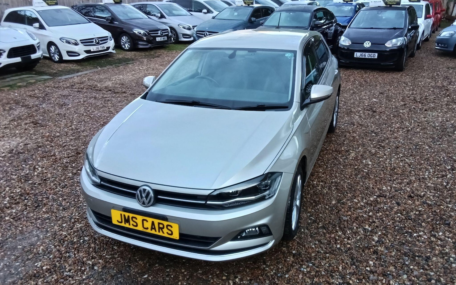 Used Volkswagen Polo for sale - 76887252: Photo 10