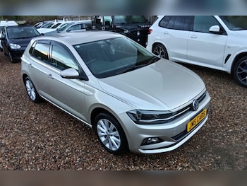 Used Volkswagen Polo 2018 for sale - 76887252: Photo