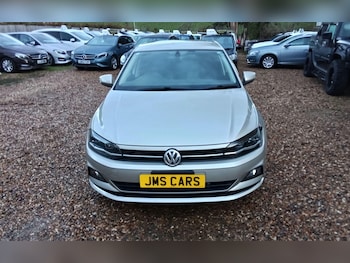 Used Volkswagen Polo 2018 for sale - 76887252: Photo