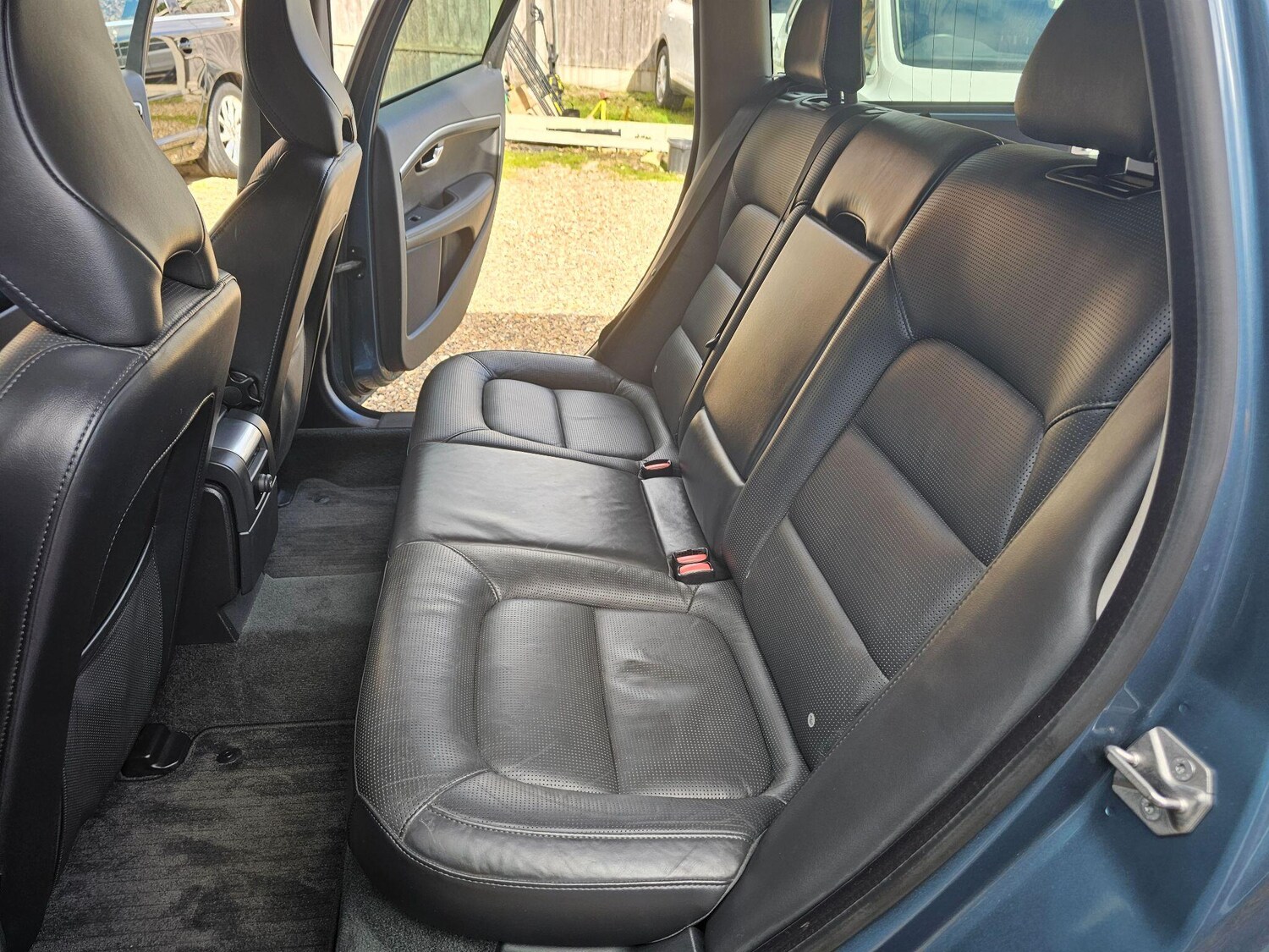 Used Volvo V70 for sale - 77839831: Photo 38