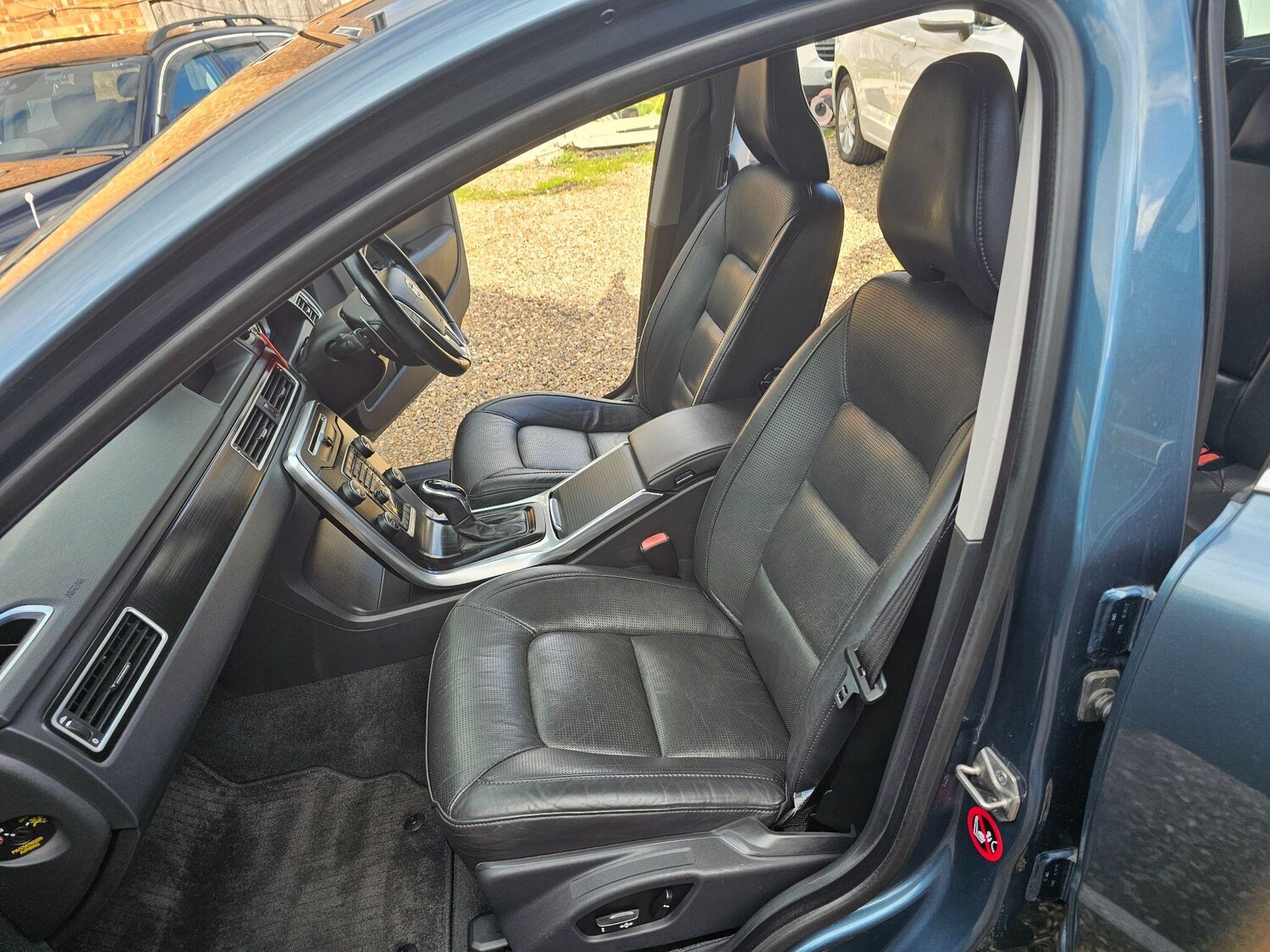 Used Volvo V70 for sale - 77839831: Photo 47