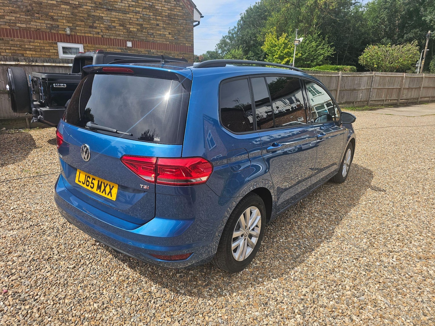 Vehicle 27