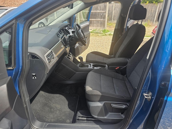Used Volkswagen Touran for sale - 75154458: Photo 51