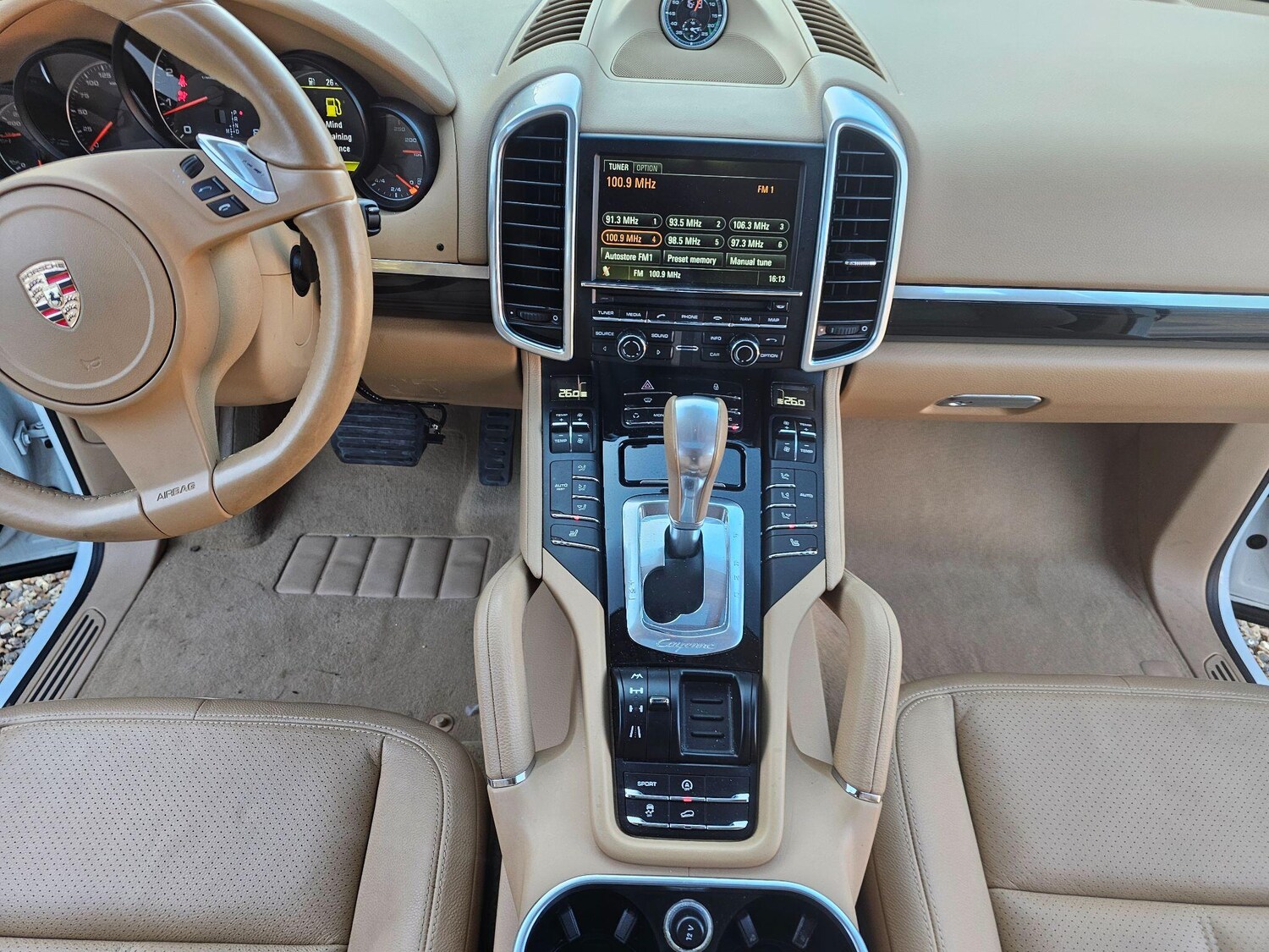 Used Porsche Cayenne for sale - 77924799: Photo 31