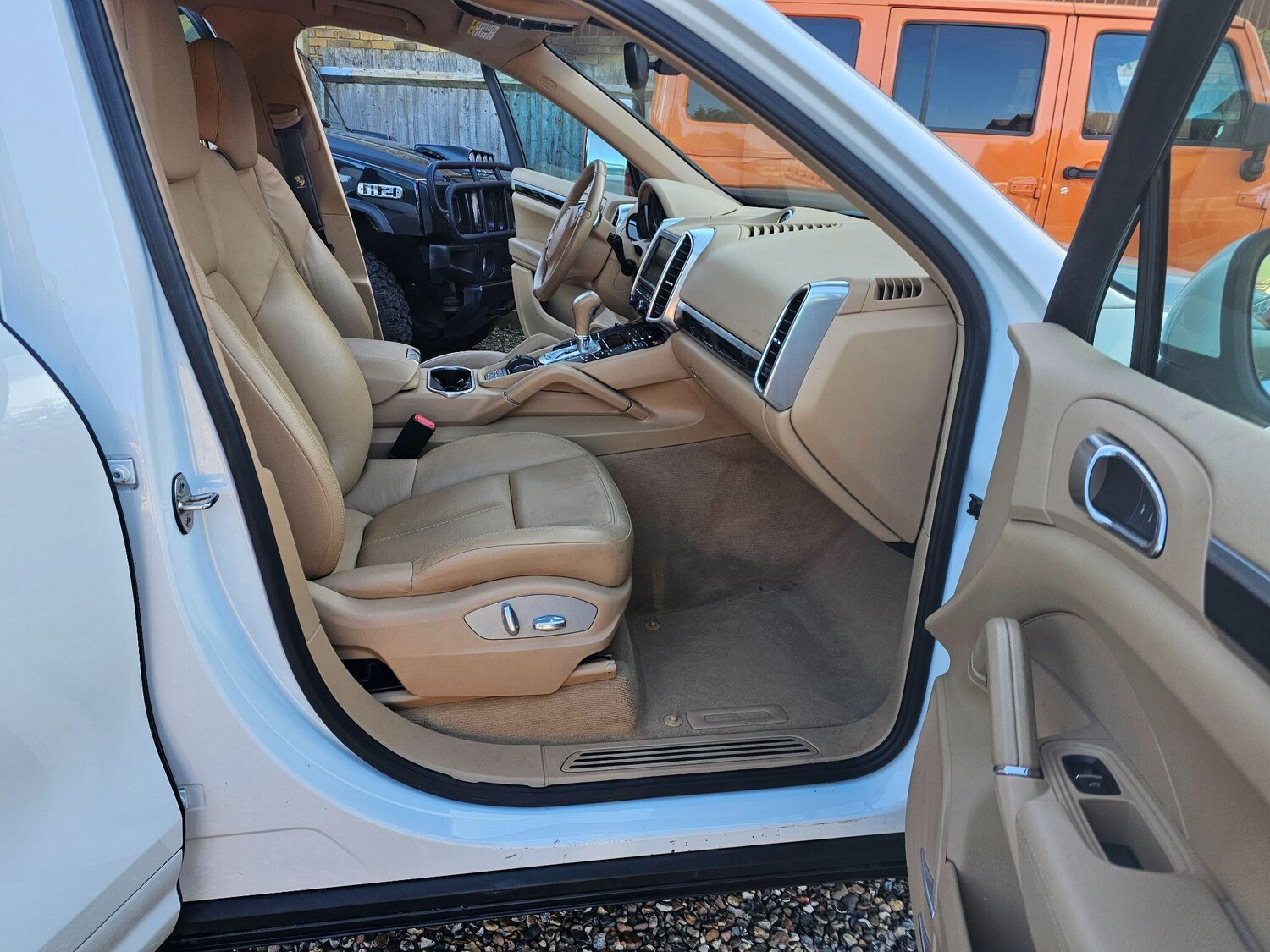 Used Porsche Cayenne for sale - 77924799: Photo 32