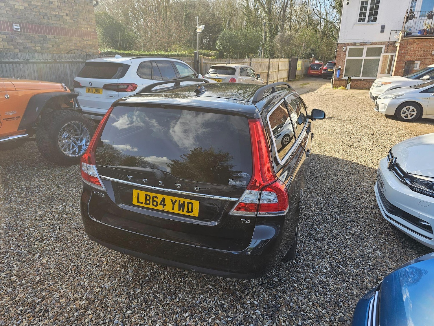 Used Volvo V70 for sale - 77839800: Photo 24