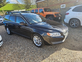 Used Volvo V70 2015 for sale - 77839800: Photo