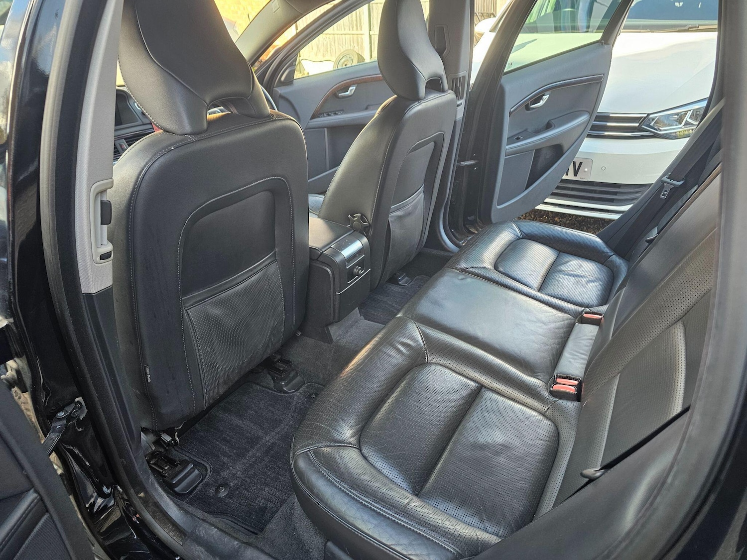 Used Volvo V70 for sale - 77839800: Photo 35