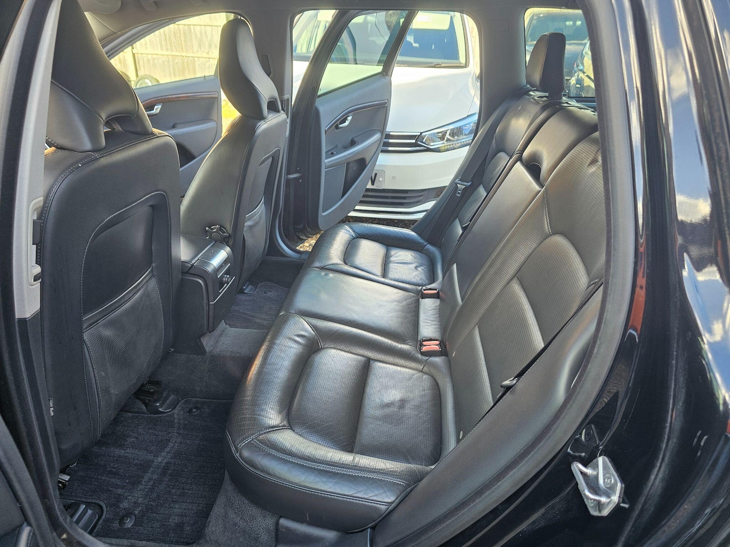 Used Volvo V70 for sale - 77839800: Photo 36