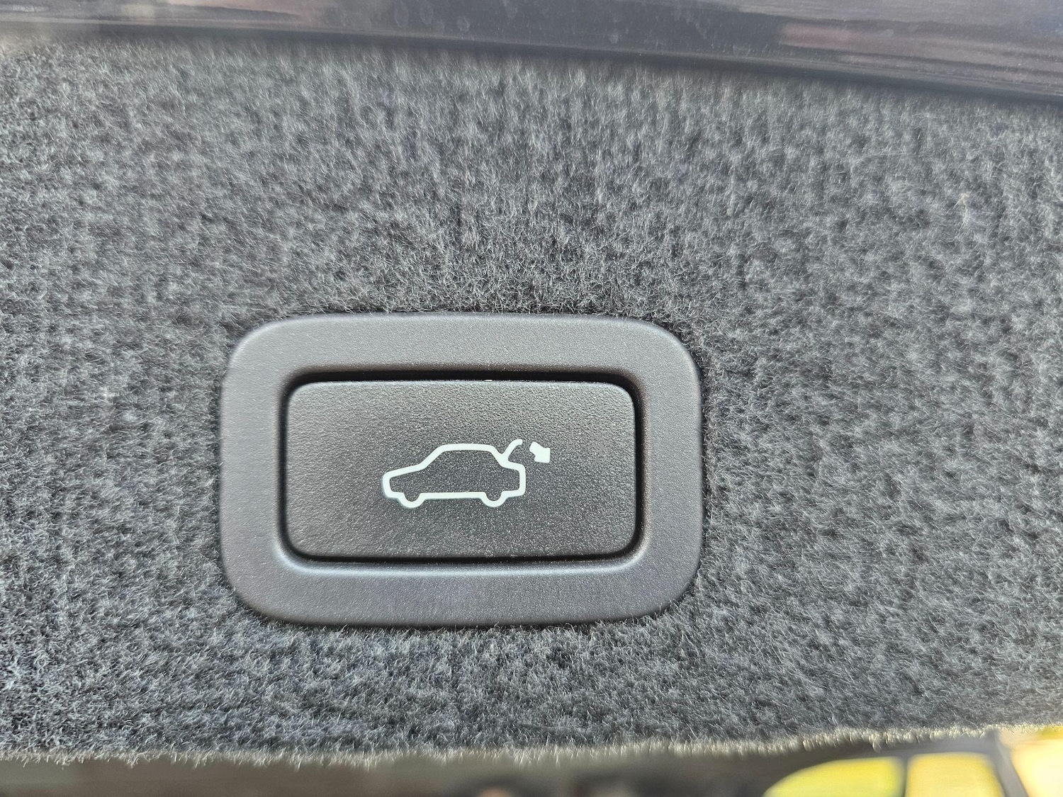 Used Volvo V70 for sale - 77839800: Photo 37