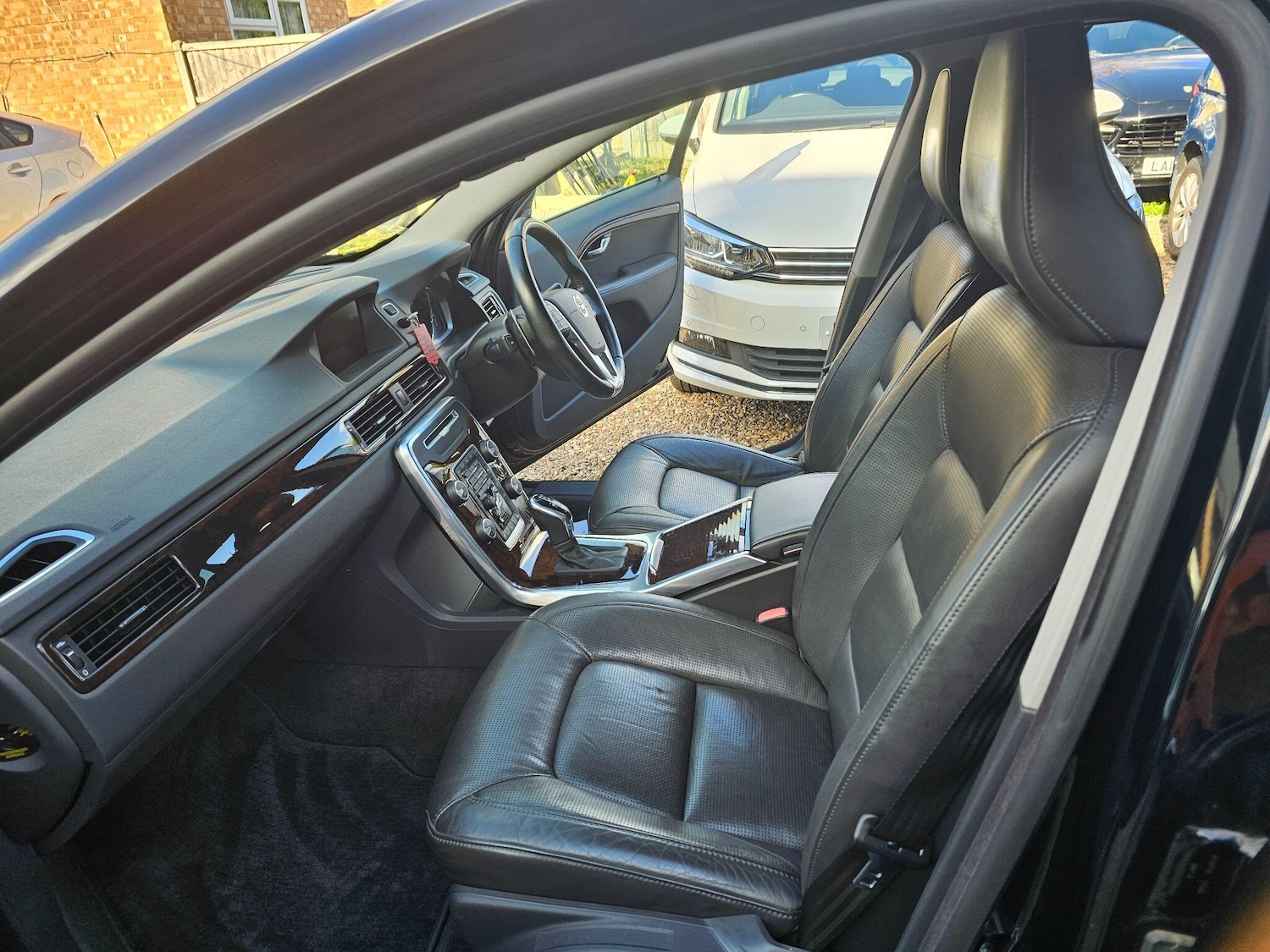 Used Volvo V70 for sale - 77839800: Photo 47