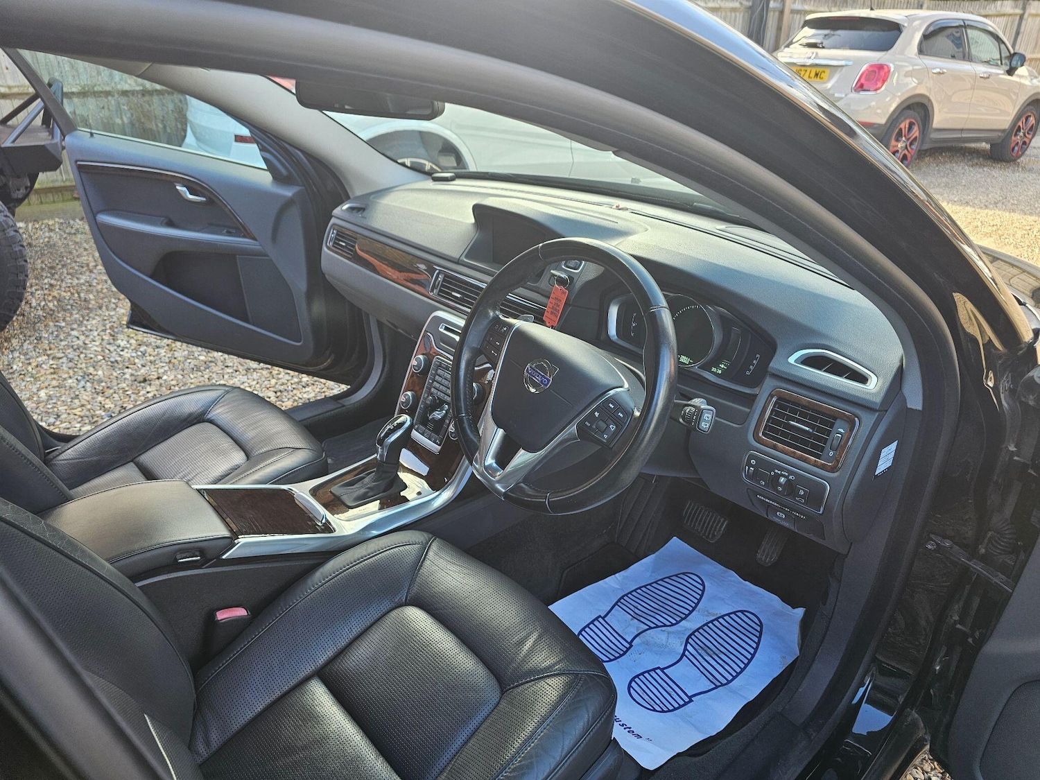 Used Volvo V70 for sale - 77839800: Photo 53